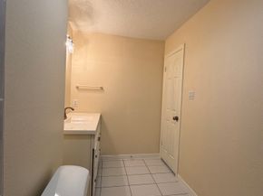 8207 Misty Ridge Lane, Houston TX 77071