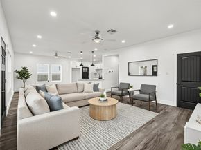 2111 Chapman Street, Houston TX 77009