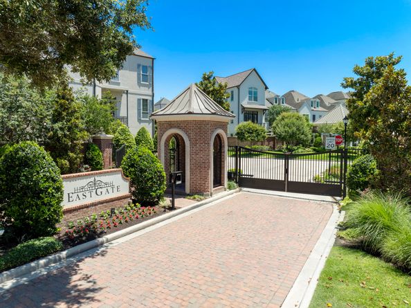 66 Wooded Park Place, The Woodlands TX 77380