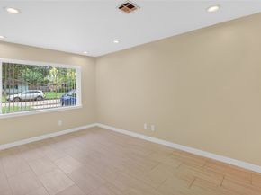5502 Effingham Drive, Houston TX 77035