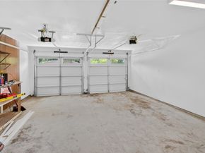 5502 Effingham Drive, Houston TX 77035