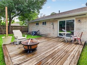 5502 Effingham Drive, Houston TX 77035