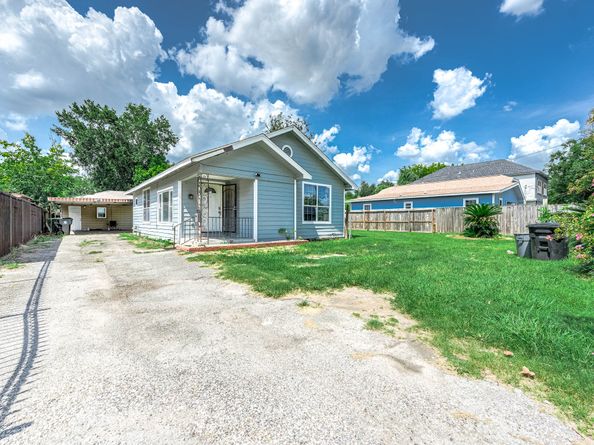 539 Melbourne Street, Houston TX 77022