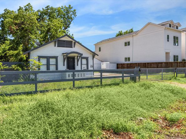 436 W 28th Street, Houston TX 77008
