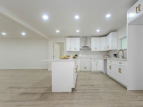 7912 Ford Street, Houston TX 77012