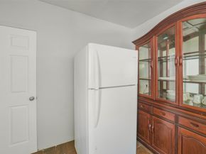 220 Engel Street, Houston TX 77011