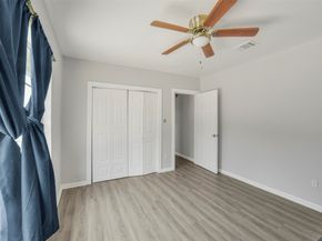 220 Engel Street, Houston TX 77011