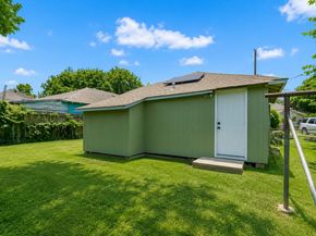 220 Engel Street, Houston TX 77011