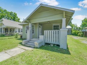 220 Engel Street, Houston TX 77011