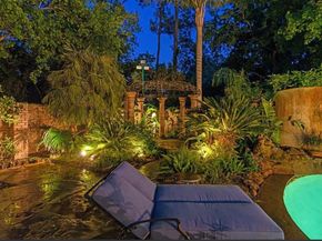 2819 Cedar Woods Place, Houston TX 77068
