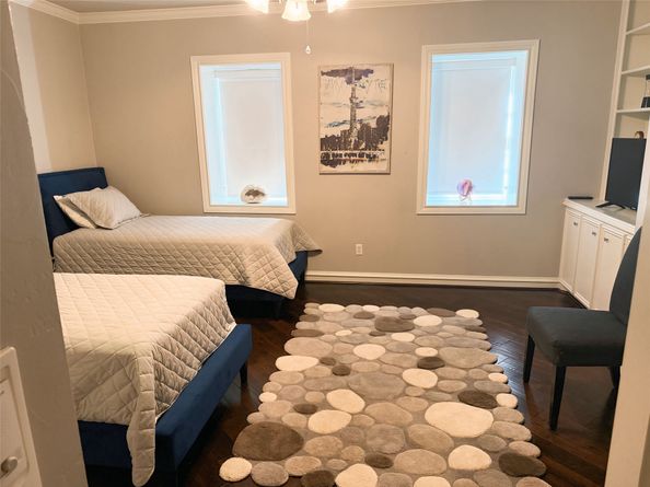 2819 Cedar Woods Place, Houston TX 77068