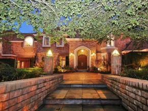 2819 Cedar Woods Place, Houston TX 77068