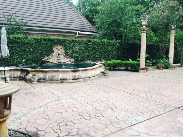 2819 Cedar Woods Place, Houston TX 77068