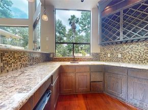 24 Autumn Crescent, The Woodlands TX 77381