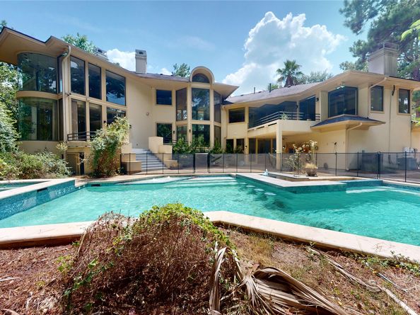 24 Autumn Crescent, The Woodlands TX 77381