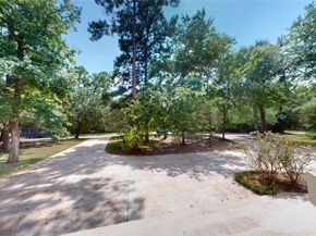 24 Autumn Crescent, The Woodlands TX 77381