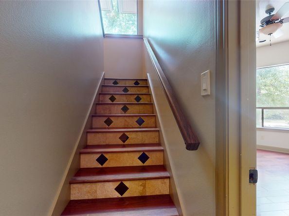 24 Autumn Crescent, The Woodlands TX 77381