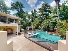 24 Autumn Crescent, The Woodlands TX 77381