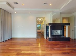 24 Autumn Crescent, The Woodlands TX 77381