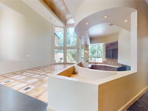 24 Autumn Crescent, The Woodlands TX 77381