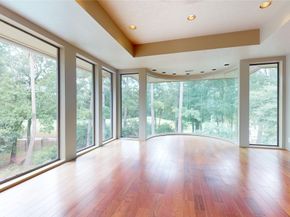 24 Autumn Crescent, The Woodlands TX 77381