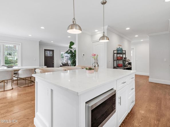 30 Almira Drive, Greenwich CT 06831