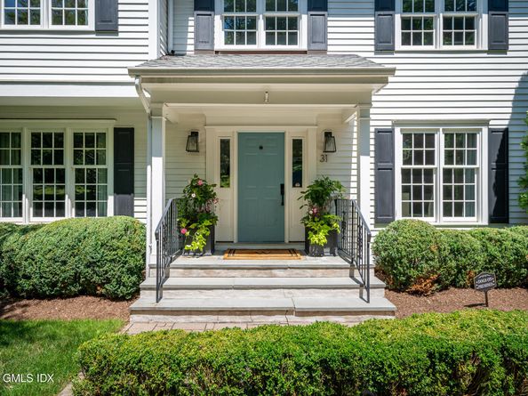 31 N Hawthorne Street, Greenwich CT 06831