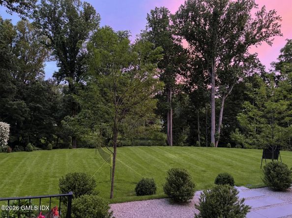 24 Stillman Lane, Greenwich CT 06831
