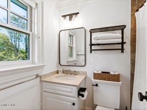 14 Bradbury Place, Riverside CT 06878