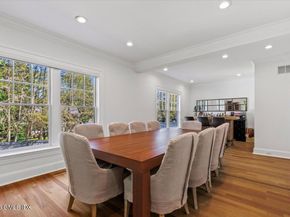 14 Bradbury Place, Riverside CT 06878