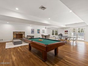 14 Bradbury Place, Riverside CT 06878