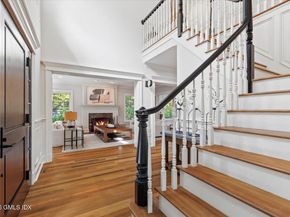 14 Bradbury Place, Riverside CT 06878