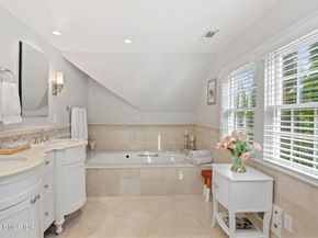 10 Verona Drive, Riverside CT 06878