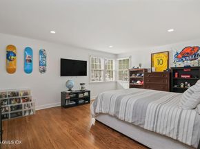 10 Verona Drive, Riverside CT 06878