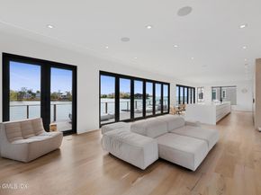 4 Little Cove Lane, Old Greenwich CT 06870