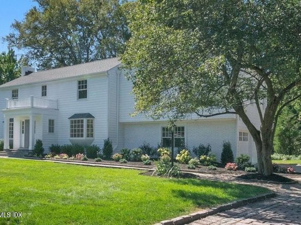 141 Woodside Drive, Greenwich CT 06830