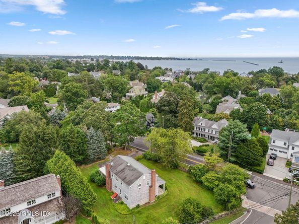 137 Shore Road, Old Greenwich CT 06870