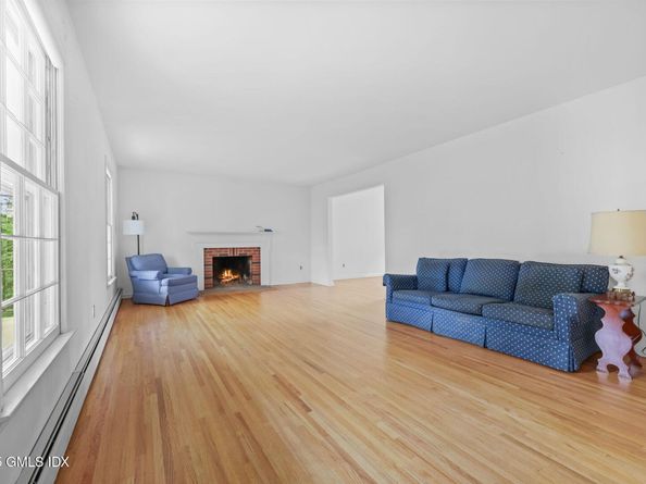 137 Shore Road, Old Greenwich CT 06870
