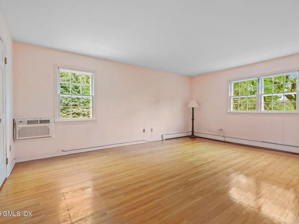 137 Shore Road, Old Greenwich CT 06870