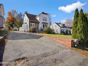 34 Bradley Place, Stamford CT 06905