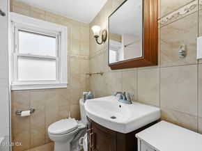 34 Bradley Place, Stamford CT 06905