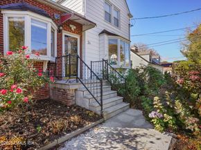 34 Bradley Place, Stamford CT 06905