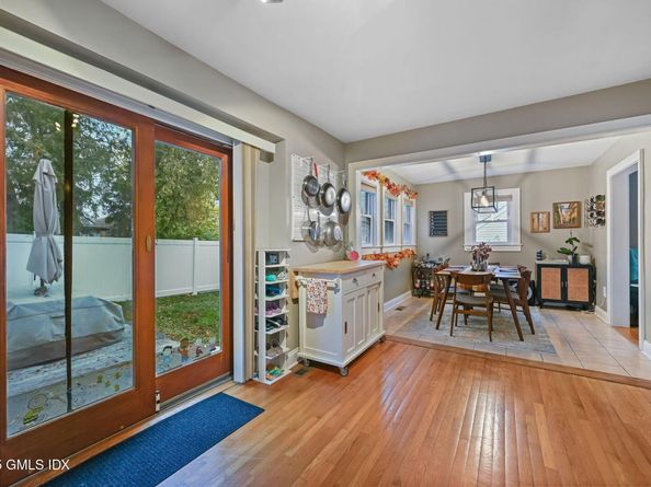 34 Bradley Place, Stamford CT 06905