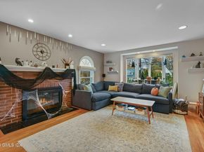 34 Bradley Place, Stamford CT 06905