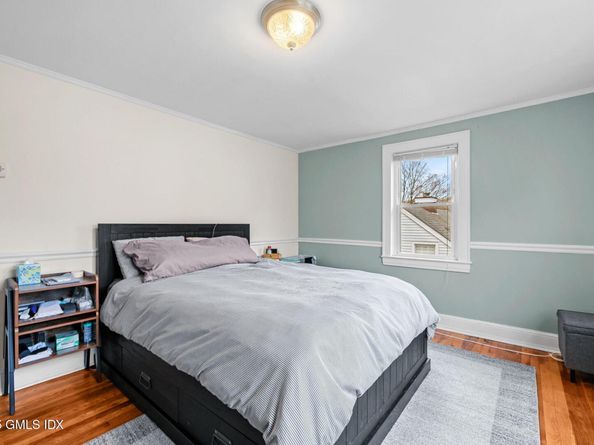 34 Bradley Place, Stamford CT 06905