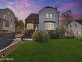34 Bradley Place, Stamford CT 06905