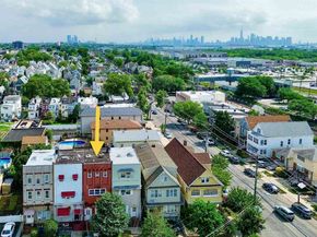 49 East 33rd St, Bayonne NJ 07002