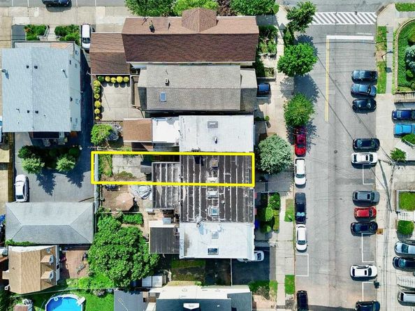 49 East 33rd St, Bayonne NJ 07002