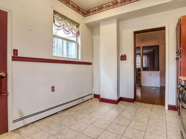 49 East 33rd St, Bayonne NJ 07002