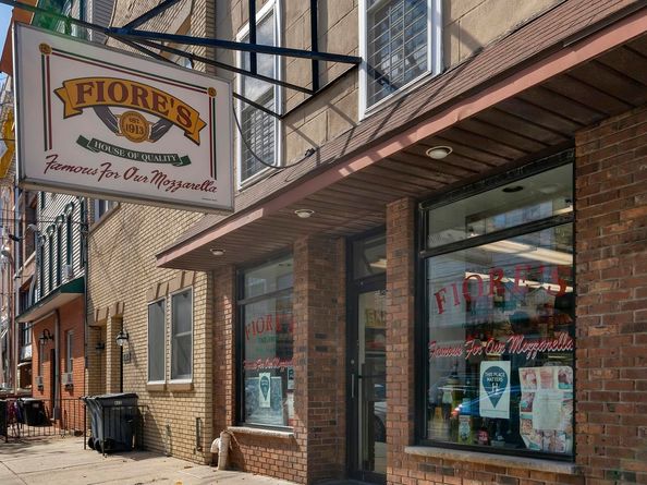 1233 Bloomfield St, Hoboken NJ 07030